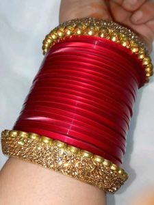 Red &amp; Gold Bangle Set