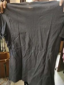 Men T Shirt Is In Gud Condition