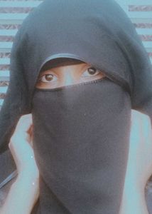 Elegant Black Niqab Nose Pis