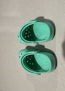 Crocs - Mint Green - Size C9