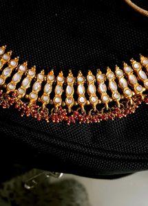 Elegant Gold-Toned Necklace