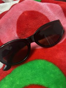 Chic Brown Sunglasses - A New One 😎