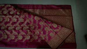 Banarasi Silk Saree - Elegant Pink & Gold
