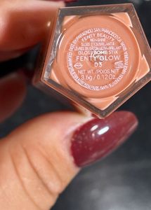 Fenty Beauty Glow Bomb Stick :- Fentyglow