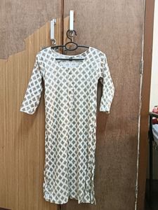 COMBO( Kurthas And Jeans )