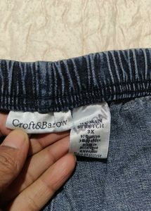 Women Capri Size 36