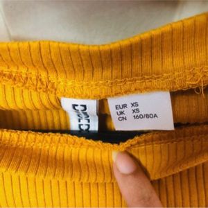 H&amp;M Ribbed Top