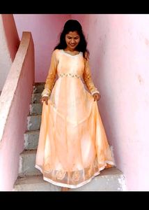 This Is Like New Gown It Only 1 To 2 Time Used