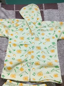1 To 2 Yrs Babies Sweater For Boys Or Girls