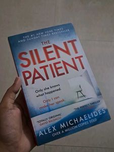 The Silent Patient by Alex Michaelides