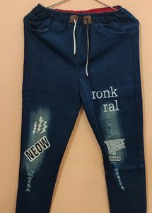 Ripped Jeans👖or Jogger Blue Fits Upto 32waist