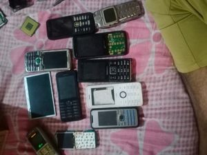 combo mobile offer  kuch dead hai kuch chalu hai
