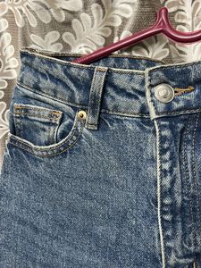 Blue Denim high waist Ankle Length Jeans