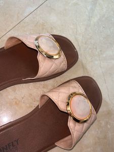 Comfy Sleepers