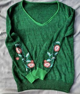 Green Embroidered Sleeve Sweater