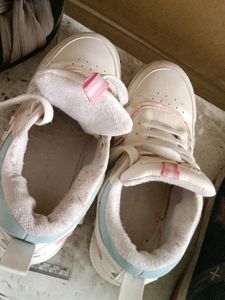 Shoe