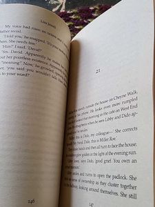 &#34;The Family Upstairs&#34; by Lisa Jewell - Thriller