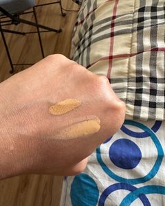 Makeup Revolution Conceal  Foundation F11.2