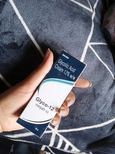 Glycolic Acid For Clearing Dark Skin
