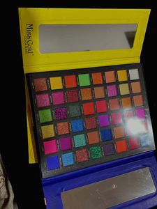 Miss Gold  Eyeshadow Palette