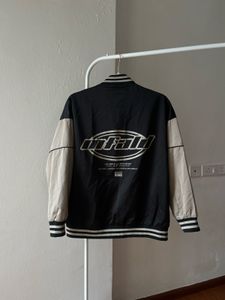 Harajuku Vintage Beige/Black UNISEX Bomber