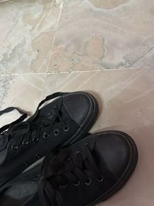 Black Sneakers
