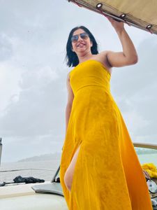 Chic Yellow One-Shoulder Maxi Dress