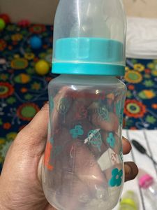 Baby Feeding Bottles With Freebie