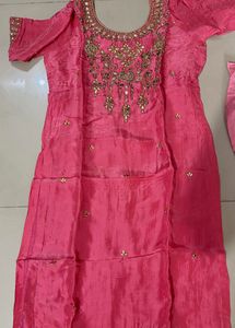 Women Pink Kurta With Plazo Pant For Festival |