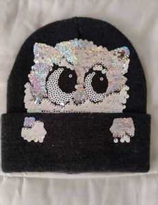 Warm Wollen Blend Bennie With Owl Sequence