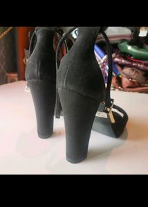 Rocia Branded Heel