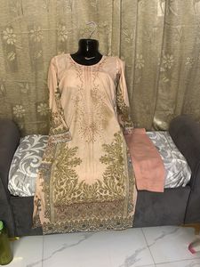 Elegant Peach Embroidered Kurti Set