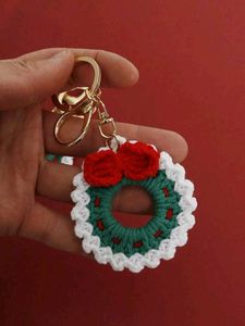 Crochet Christmas Wreath Keychain