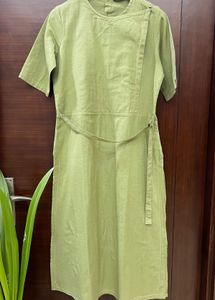 AJIO Green Casual Dress