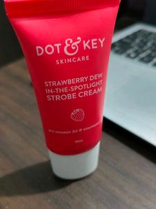 Dot &amp; Key Strobe Cream