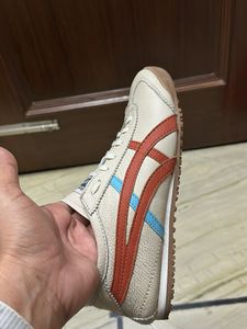 Onitsuka Tiger Sneakers