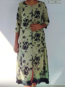 Light Green Floral Buttoned Kurta