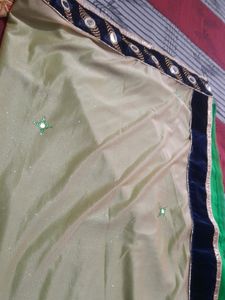 Multicontrast Saarree With Blouse