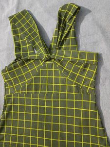 Green Pinterest Top