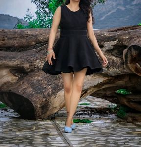 Black Pretty Dress