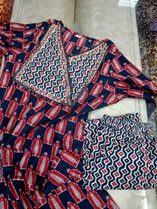 Unused Kurta Set with Mirror Work