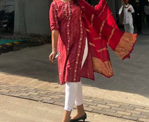 Red badani Kurti