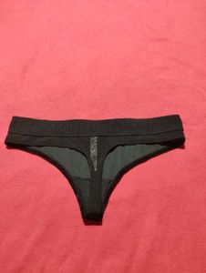 Victoria Thong Size M