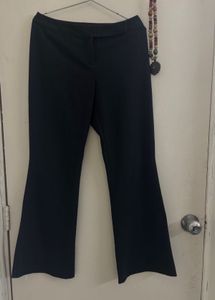 FLORENCE + FRED Flared Trousers