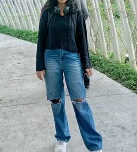 Distressed Wide Leg Jeans