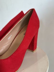 Party Wear Brand New Welvet Heel