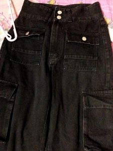 Urbanic Baggy Cargo Jeans