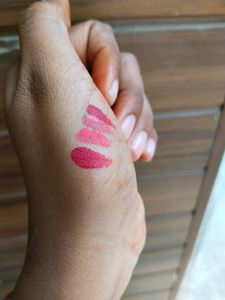 Diwali Dhamaka Sale 🎉 Lowest Price (Offer For Today Only )Combo Of 4 Maybelline Liquid Lipstick