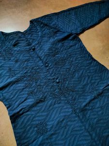 Woman Embroidery Kurta