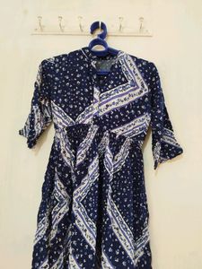 Brand New Blue Floral Dress 👗